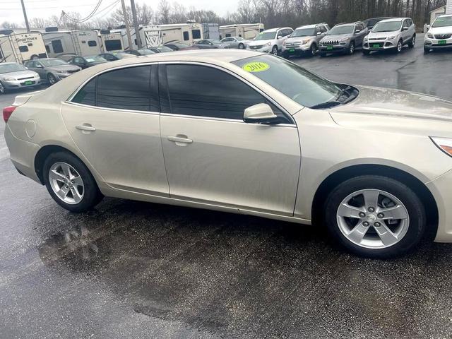 Photo of 2016 Tan Chevrolet Malibu Limited