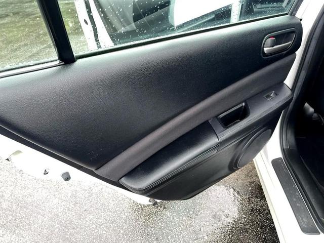 Photo of 2012 White Platinum Pearl Mazda Mazda6