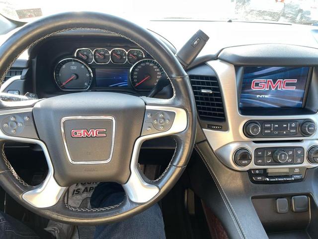 Photo of 2017 Quicksilver Metallic GMC Yukon