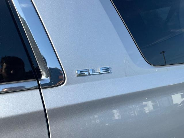 Photo of 2017 Quicksilver Metallic GMC Yukon
