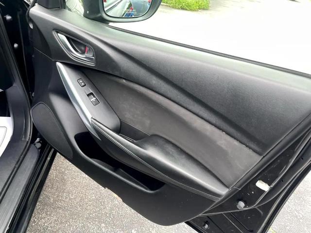 Photo of 2016 Jet Black Mica Mazda Mazda6