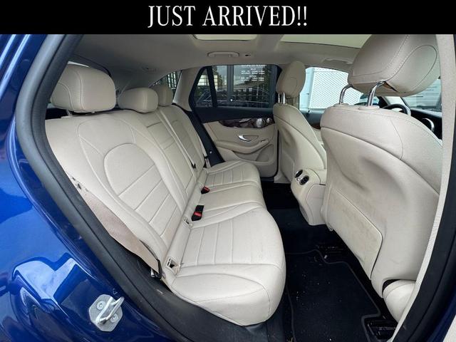 Photo of 2017 Brilliant Blue Metallic Mercedes-Benz GLC 300