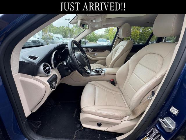 Photo of 2017 Brilliant Blue Metallic Mercedes-Benz GLC 300