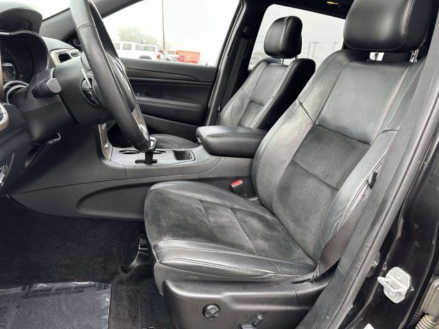 Photo of 2015 Black Jeep Grand Cherokee