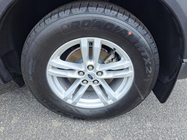 Photo of 2021 Black Ford Explorer