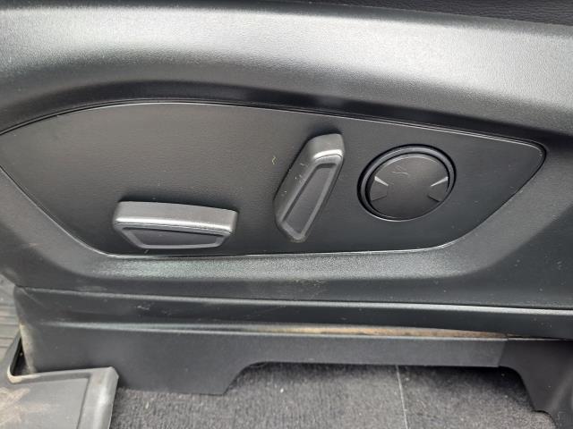 Photo of 2021 Black Ford Explorer