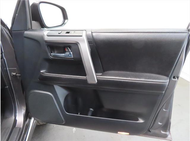 Photo of 2015 Magnetic Gray Metallic Toyota 4Runner