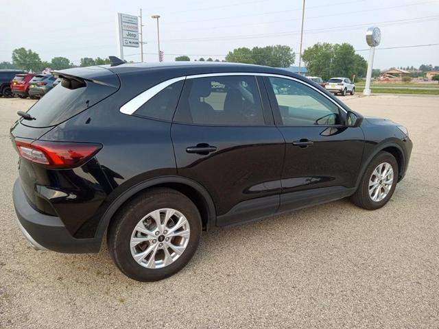 Photo of 2024 Agate Black Metallic Ford Escape