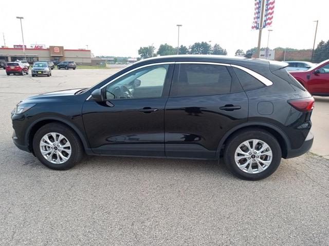 Photo of 2024 Agate Black Metallic Ford Escape