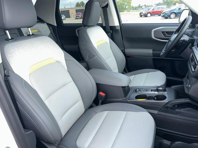 Photo of 2025 Oxford White Ford Bronco Sport
