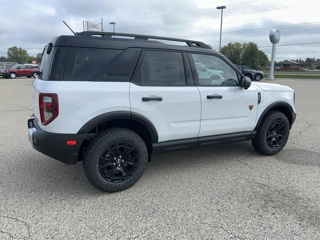 Photo of 2025 Oxford White Ford Bronco Sport