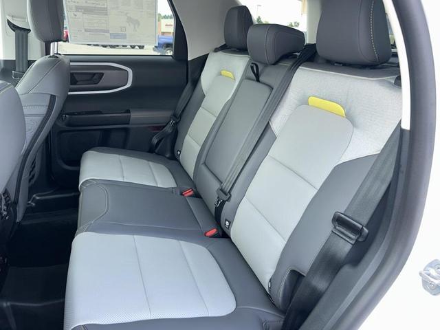 Photo of 2025 Oxford White Ford Bronco Sport