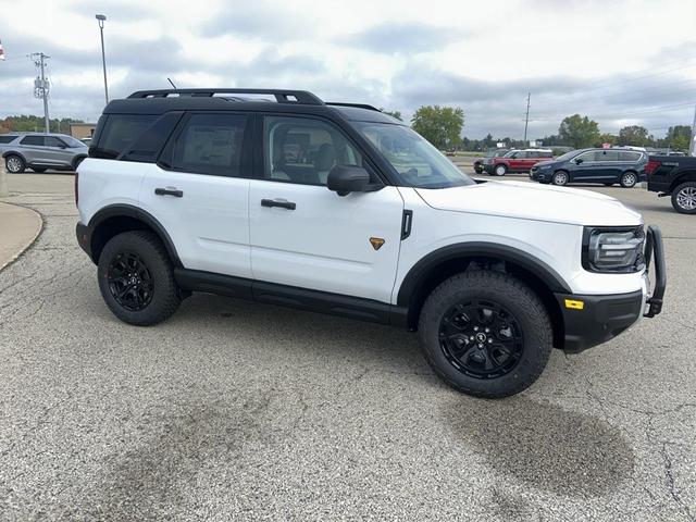 Photo of 2025 Oxford White Ford Bronco Sport