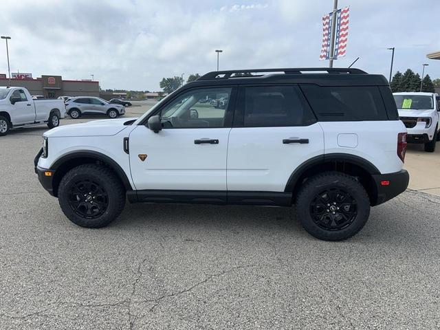 Photo of 2025 Oxford White Ford Bronco Sport