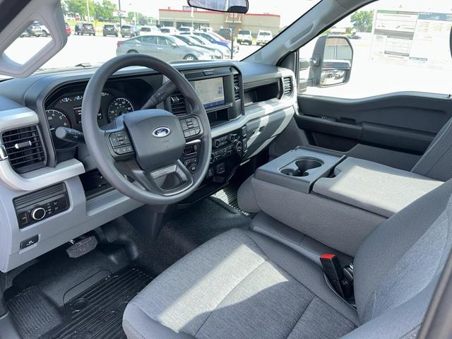 Photo of 2025 Gray Ford F-250