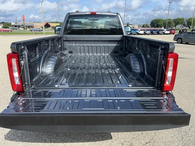 Photo of 2025 Gray Ford F-250