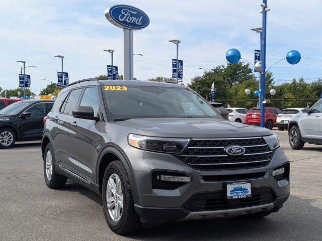 Photo of 2023 Carbonized Gray Metallic Ford Explorer