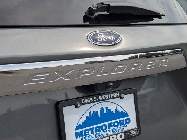 Photo of 2023 Carbonized Gray Metallic Ford Explorer
