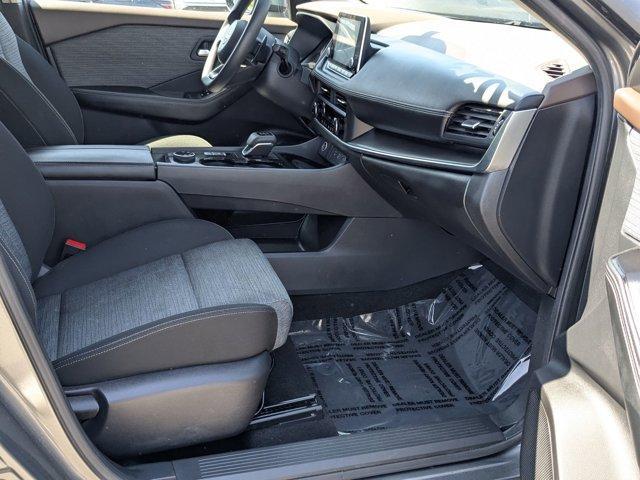 Photo of 2023 Gun Metallic Nissan Rogue