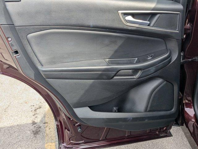 Photo of 2024 Burgundy Velvet Metallic Tinted Clearcoat Ford Edge