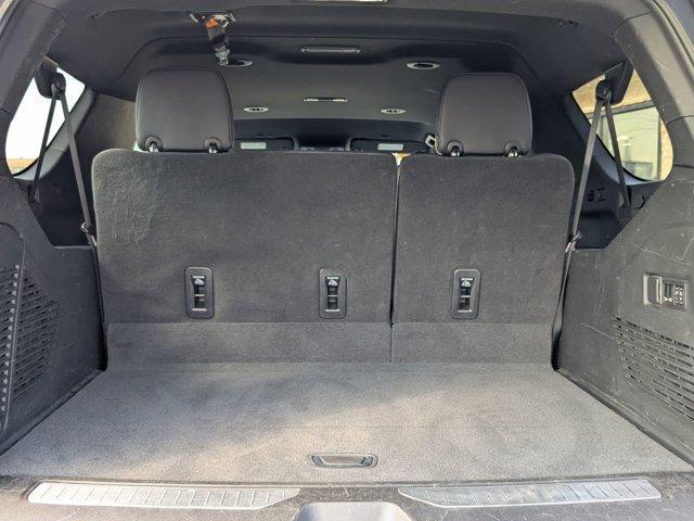 Photo of 2023 Silver Sage Metallic Chevrolet Suburban