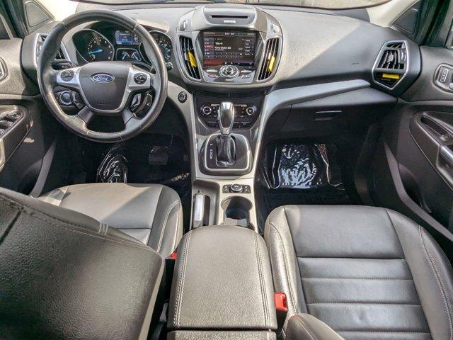 Photo of 2013 White Platinum Tri-Coat Ford Escape