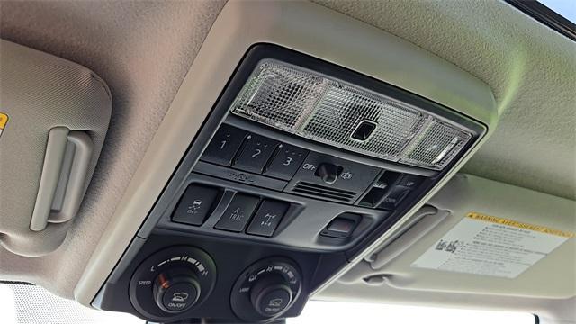 Photo of 2024 Gray Toyota 4Runner