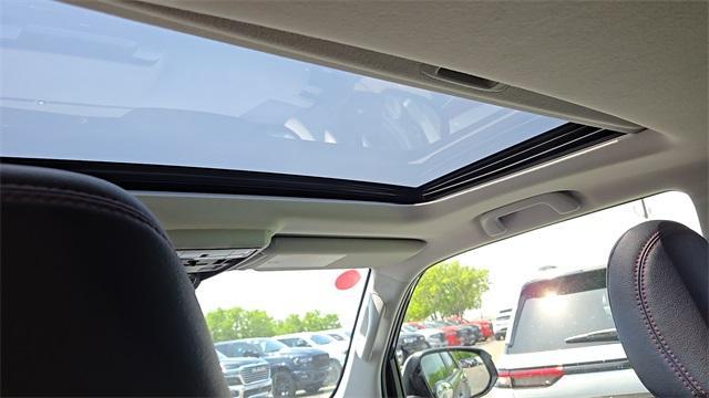 Photo of 2024 Gray Toyota 4Runner