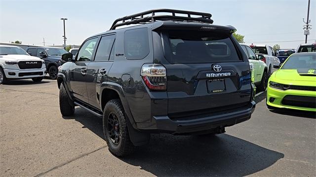 Photo of 2024 Gray Toyota 4Runner