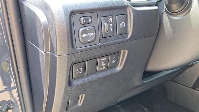 Photo of 2024 Gray Toyota 4Runner