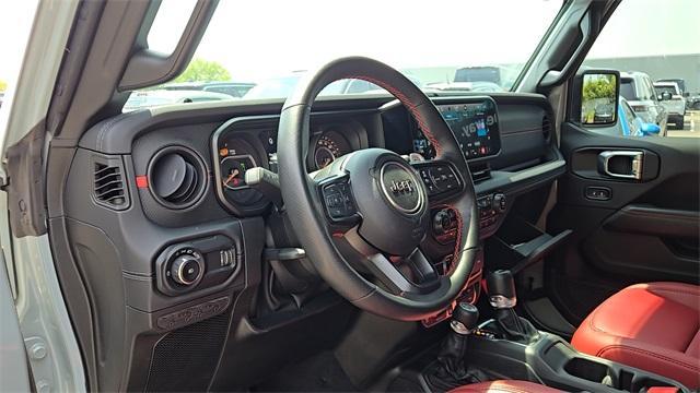 Photo of 2024 Earl Clearcoat Jeep Wrangler