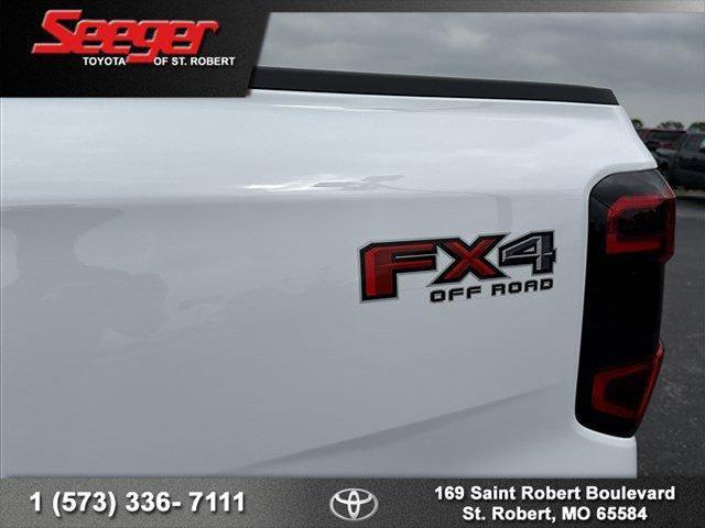 Photo of 2024 White 4X4 Ford Ranger