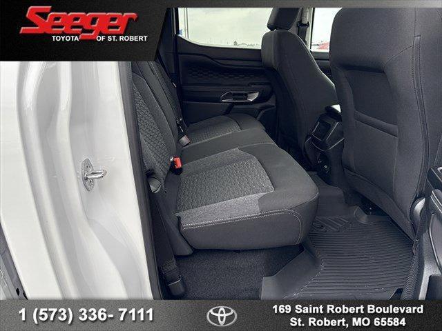 Photo of 2024 White 4X4 Ford Ranger