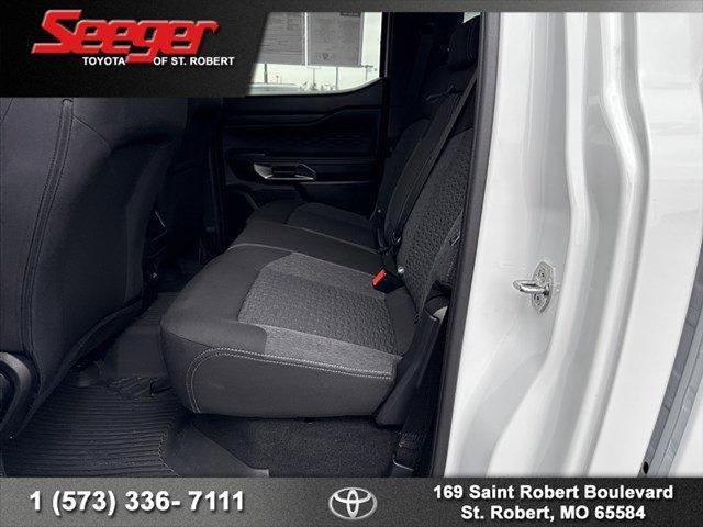 Photo of 2024 White 4X4 Ford Ranger