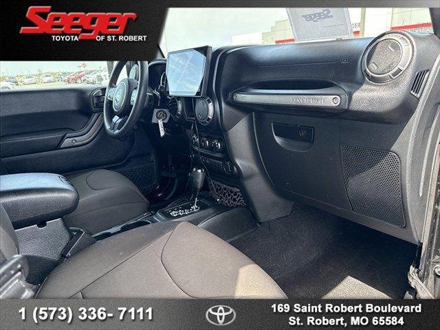 Photo of 2018 Black Clearcoat Jeep Wrangler JK Unlimited