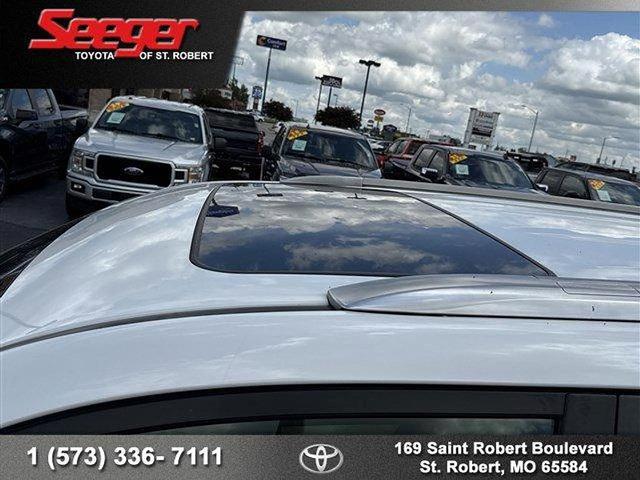 Photo of 2017 Starfire Pearl Lexus GX 460