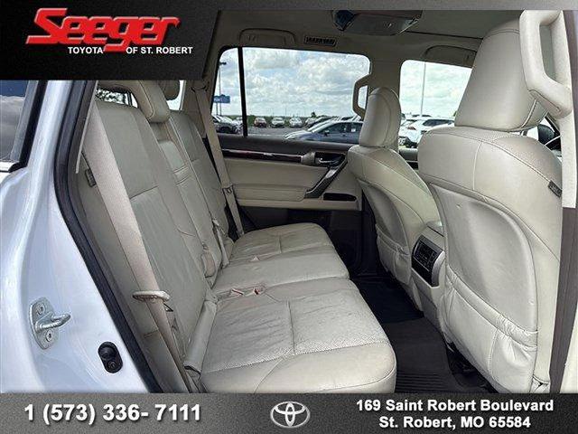 Photo of 2017 Starfire Pearl Lexus GX 460