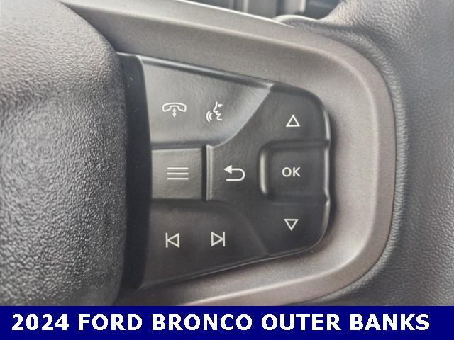 Photo of 2024 Hot Pepper Red Metallic Tinted Clearcoat Ford Bronco
