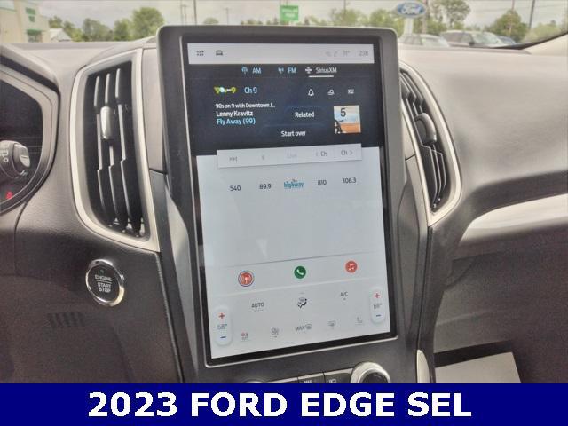 Photo of 2023 Stone Blue Metallic Ford Edge