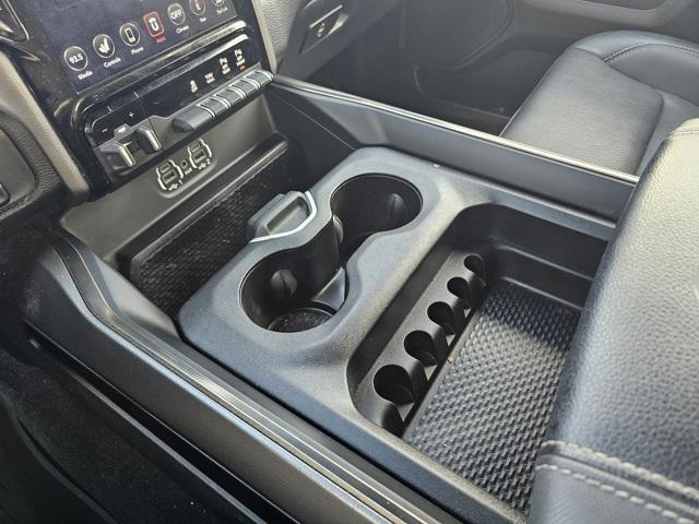 Photo of 2021 Diamond Black Crystal Pearlcoat RAM 1500