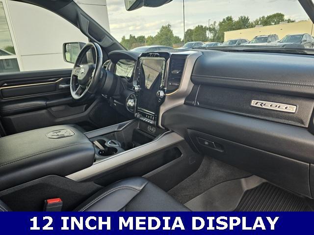 Photo of 2021 Diamond Black Crystal Pearlcoat RAM 1500