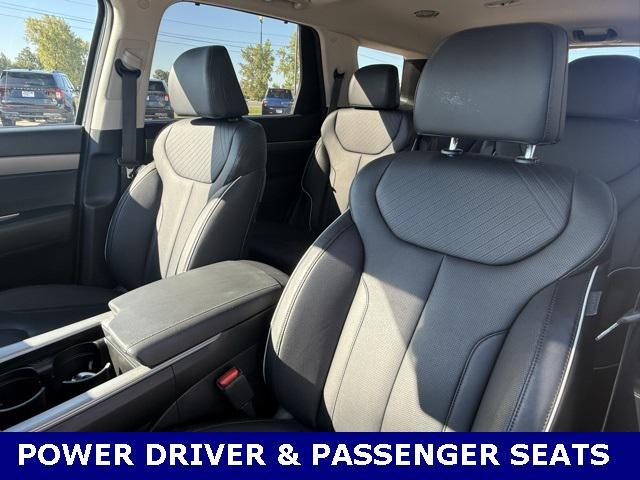 Photo of 2024 Steel Graphite Hyundai PALISADE