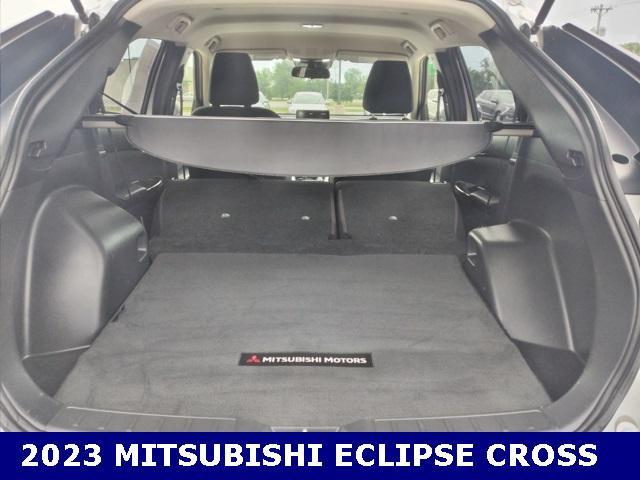 Photo of 2023 Alloy Silver Metallic Mitsubishi Eclipse Cross