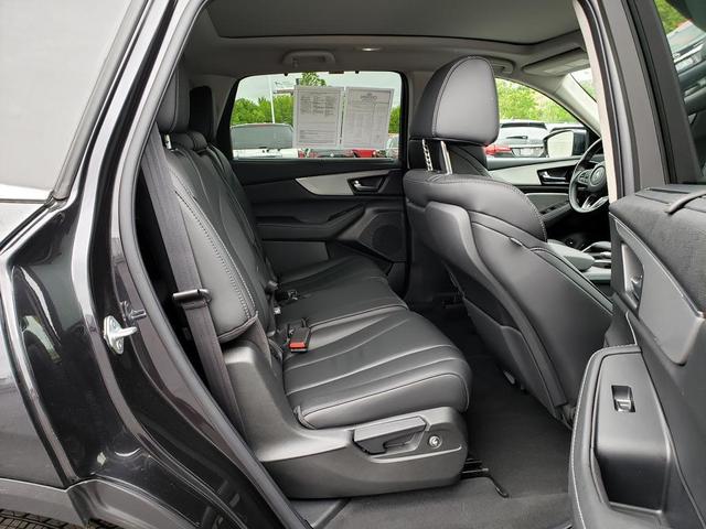 Photo of 2023 Phantom Violet Pearl Acura MDX