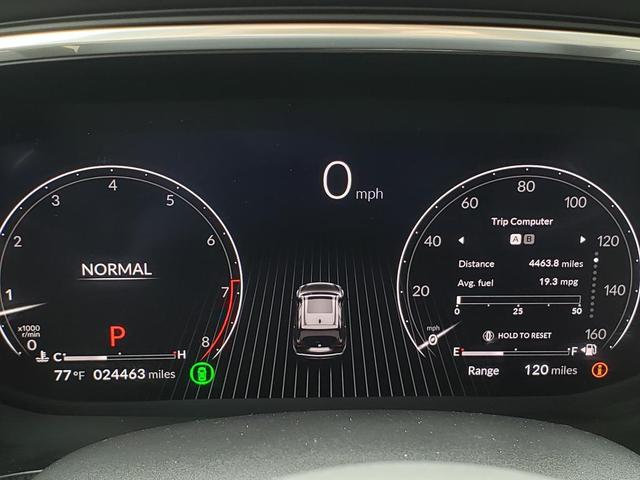 Photo of 2023 Platinum White Pearl Acura MDX