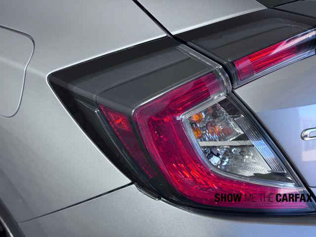 Photo of 2018 Silver Metallic Honda Civic