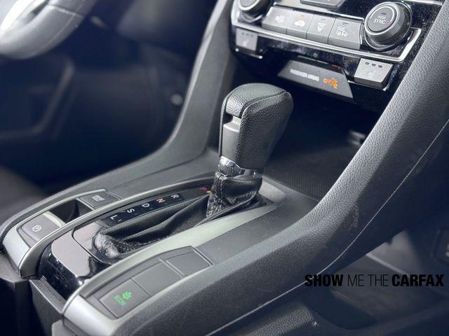 Photo of 2018 Silver Metallic Honda Civic