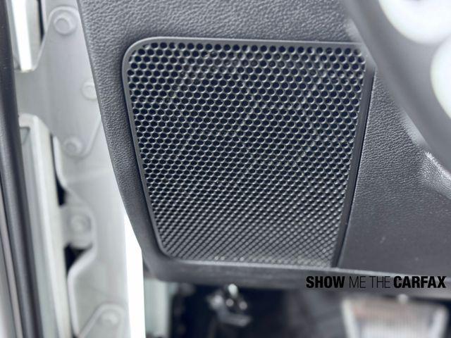 Photo of 2016 Bright White Clearcoat Jeep Wrangler