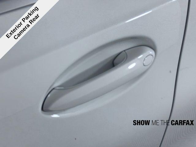 Photo of 2025 Gray BMW 330