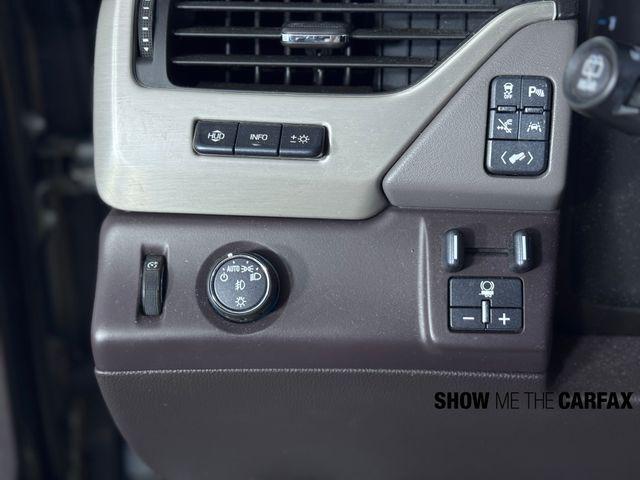 Photo of 2017 Mineral Metallic GMC Yukon